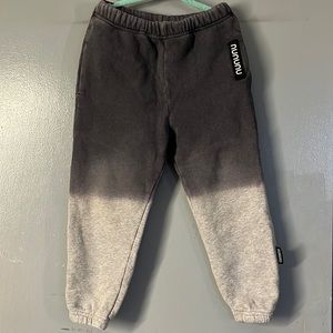 Kids nunu sweatpants size4-5